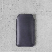 iPhone 鐵灰色手工牛皮皮套